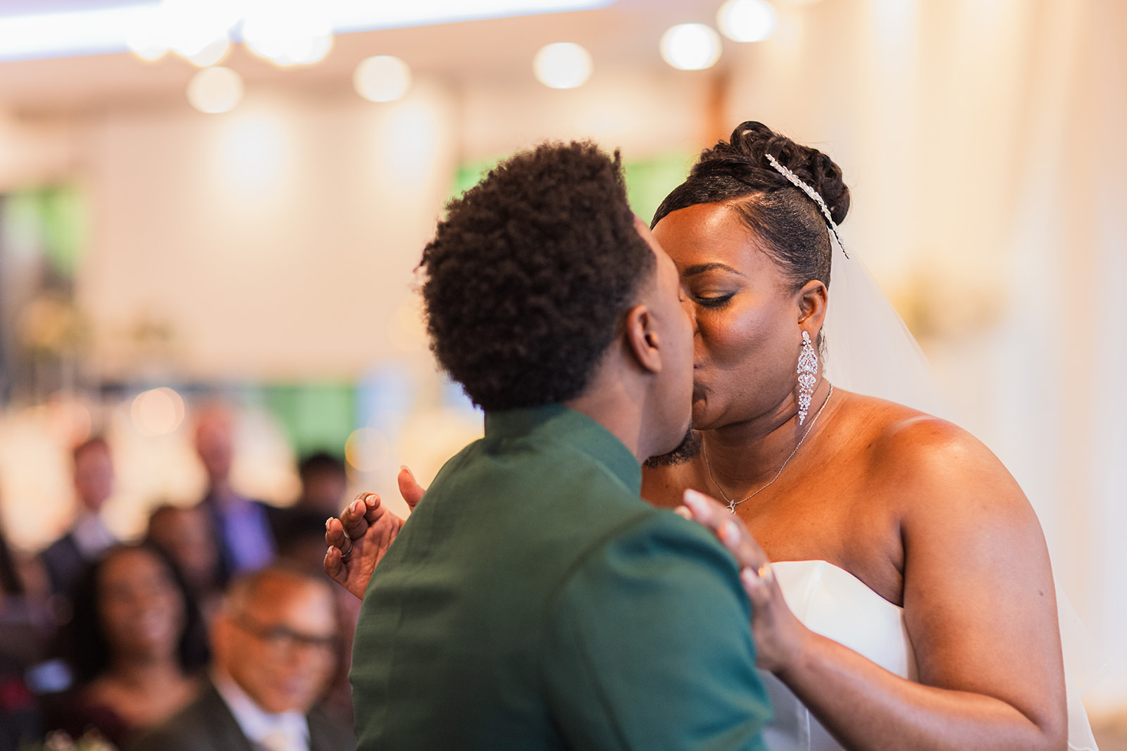 TJ and Deval's first kiss as their guests look on